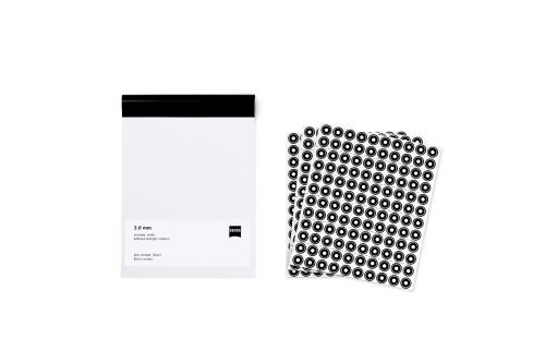 Referenčn&iacute; značky 3,0 mm, b&iacute;l&eacute;, nek&oacute;dovan&eacute;, se středn&iacute; adhezn&iacute; silou, 3000 kusů fotografie produktu Back View L